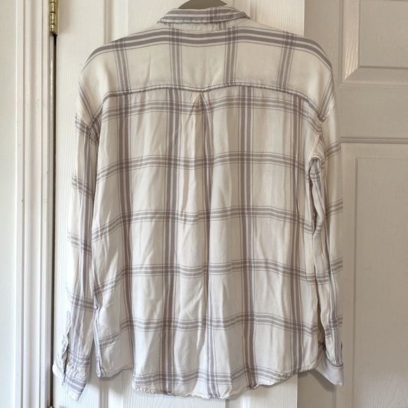 Sincerely Jules Plaid button down shirt - Picture 3 of 4